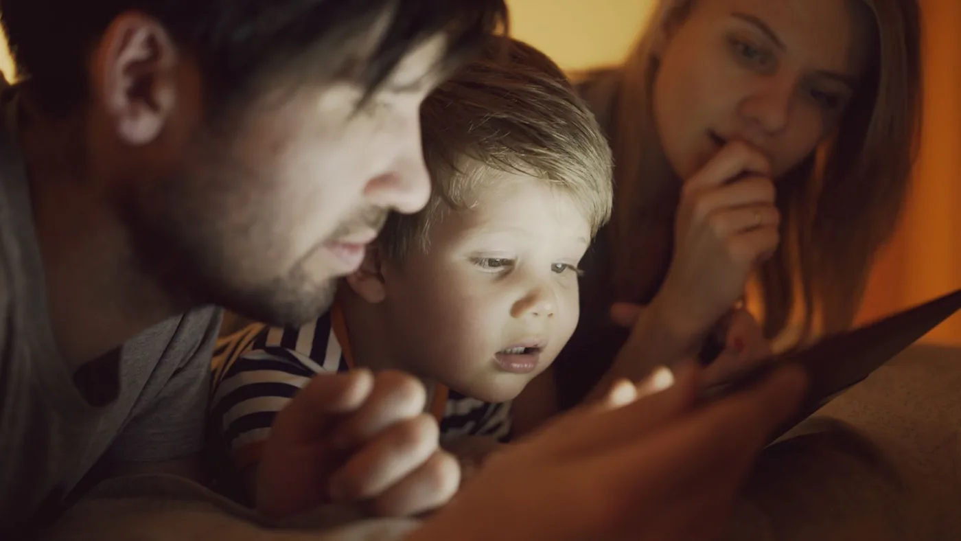 Obrazovka nabízí dítěti s ADHD rychlou a spolehlivou odměnu, kterou jinde těžko najde.